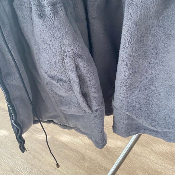 2/3X Fall/Winter/Spring Jacket/Revers-able. - Picture 14 of 15